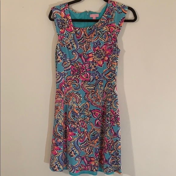 Lovely Lilly Pulitzer Dress - Picture 3 of 4